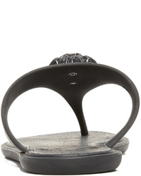 Черные вьетнамки от Versace