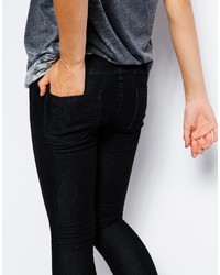 Черные джинсы скинни от Pieces