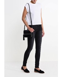 Черные джинсы скинни от Victoria Beckham