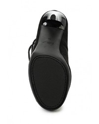 Черные замшевые босоножки на каблуке от Blink