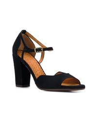 Черные замшевые босоножки на каблуке от Chie Mihara