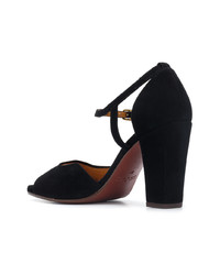 Черные замшевые босоножки на каблуке от Chie Mihara