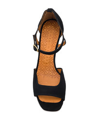 Черные замшевые босоножки на каблуке от Chie Mihara