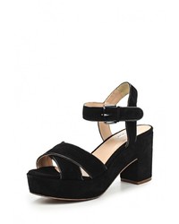 Черные замшевые босоножки на каблуке