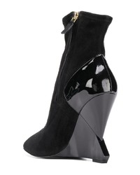 Черные замшевые ботильоны на танкетке с вырезом от Lanvin