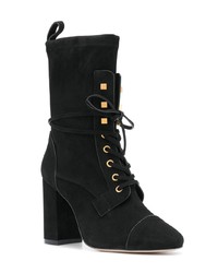 Черные замшевые ботильоны на шнуровке от Stuart Weitzman