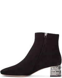 Черные замшевые ботильоны от Miu Miu