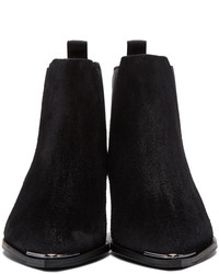 Черные замшевые ботильоны от Acne Studios