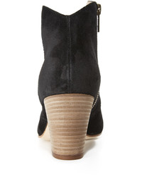 Черные замшевые ботильоны от Club Monaco