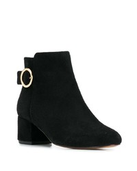 Черные замшевые ботильоны от Tila March
