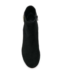 Черные замшевые ботильоны от Tila March
