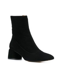 Черные замшевые ботильоны от Castaner