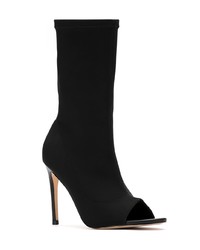 Черные замшевые ботильоны от Reinaldo Lourenço