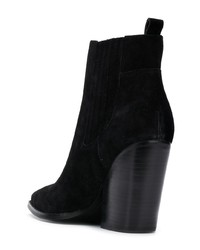 Черные замшевые ботильоны от Kendall & Kylie