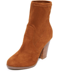 Черные замшевые ботильоны от Steven