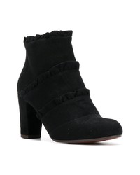 Черные замшевые ботильоны от Chie Mihara