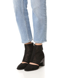 Черные замшевые ботильоны от Zero Maria Cornejo