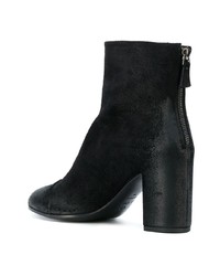 Черные замшевые ботильоны от Del Carlo
