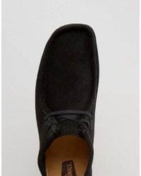 Черные замшевые ботинки дезерты от Clarks