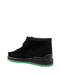 Черные замшевые ботинки дезерты от Moncler