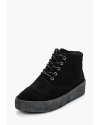 Женские черные замшевые ботинки на шнуровке от Chezoliny