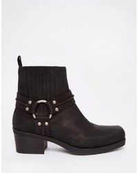 Женские черные замшевые ботинки от Vagabond