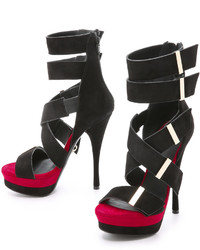 Черные замшевые массивные босоножки на каблуке от Versace