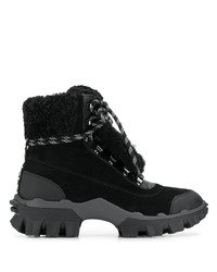 Женские черные замшевые массивные ботинки на шнуровке от Moncler