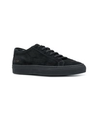 Мужские черные замшевые низкие кеды от Common Projects