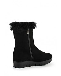 Черные замшевые полусапоги от Bona Dea