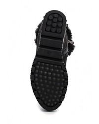 Черные замшевые полусапоги от Diamantique