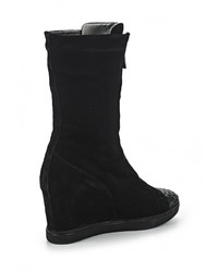 Черные замшевые полусапоги от Geox