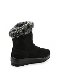 Черные замшевые полусапоги от Renda