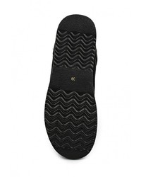 Черные замшевые полусапоги от Tamaris