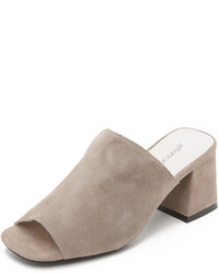 Черные замшевые сабо от Jeffrey Campbell