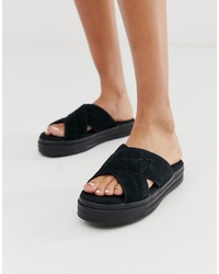 Черные замшевые сандалии на плоской подошве от Converse