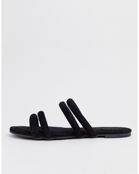 Черные замшевые сандалии на плоской подошве от Glamorous