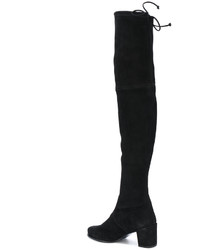 Черные замшевые сапоги от Stuart Weitzman