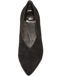 Черные замшевые туфли от Jeffrey Campbell