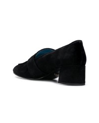 Черные замшевые туфли от Prada