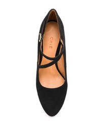 Черные замшевые туфли от Chie Mihara