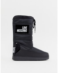 Женские черные зимние ботинки от Love Moschino