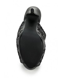 Черные кожаные босоножки на каблуке от Buonarotti