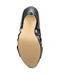 Черные кожаные босоножки на каблуке от Call it SPRING