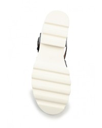 Черные кожаные босоножки на каблуке от Covani