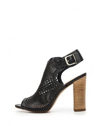 Черные кожаные босоножки на каблуке от Cristofoli