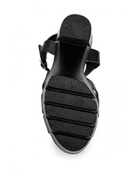 Черные кожаные босоножки на каблуке от Diamantique