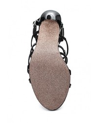 Черные кожаные босоножки на каблуке от Jessica Wright