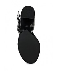 Черные кожаные босоножки на каблуке от Mango