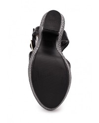 Черные кожаные босоножки на каблуке от Stephan